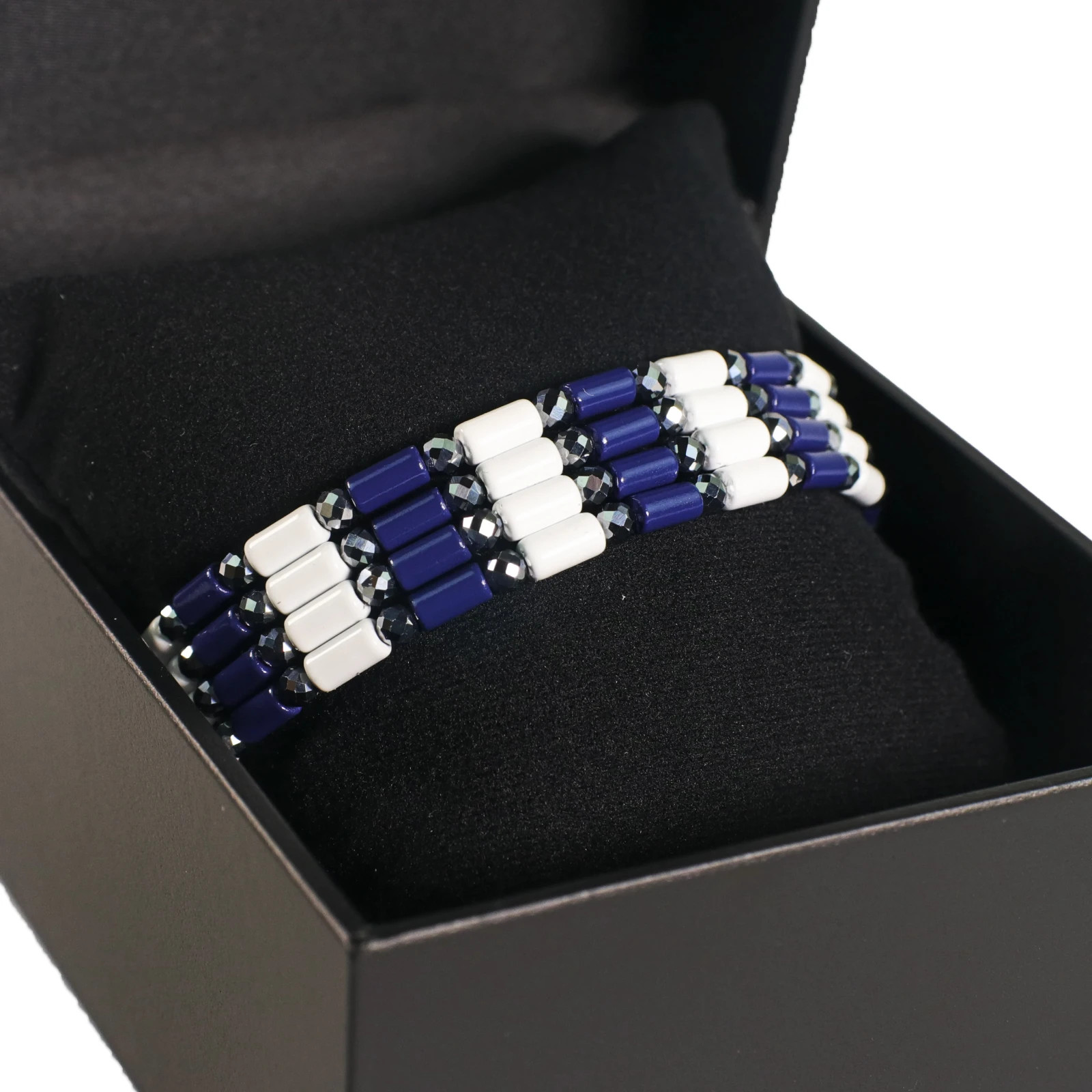 RESETTON Magnetic Bracelet Navy and White 27in Good for Athletes Made in Japan