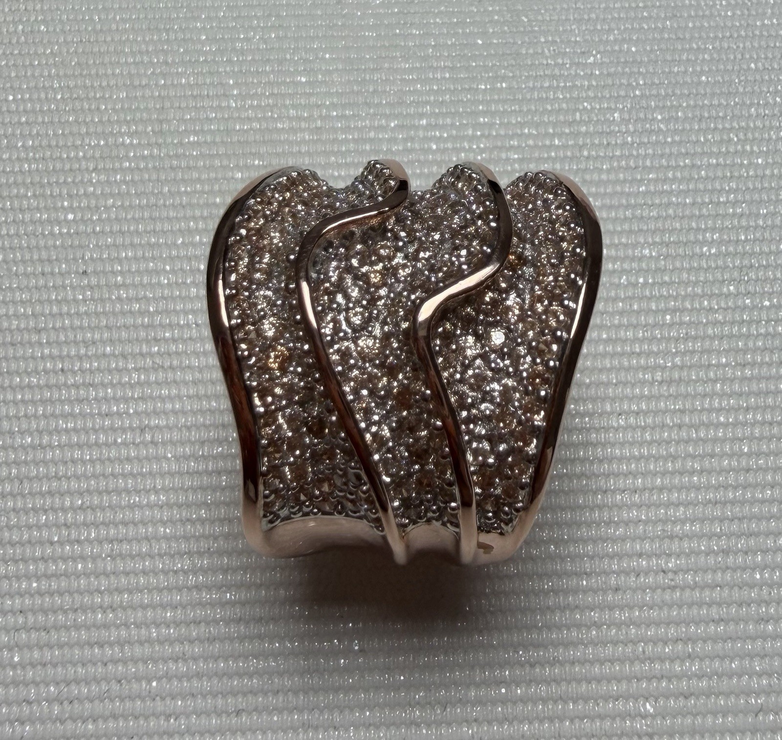 Rose gold plated silver 925 clear and champagne zircon wave heavy ring Size N