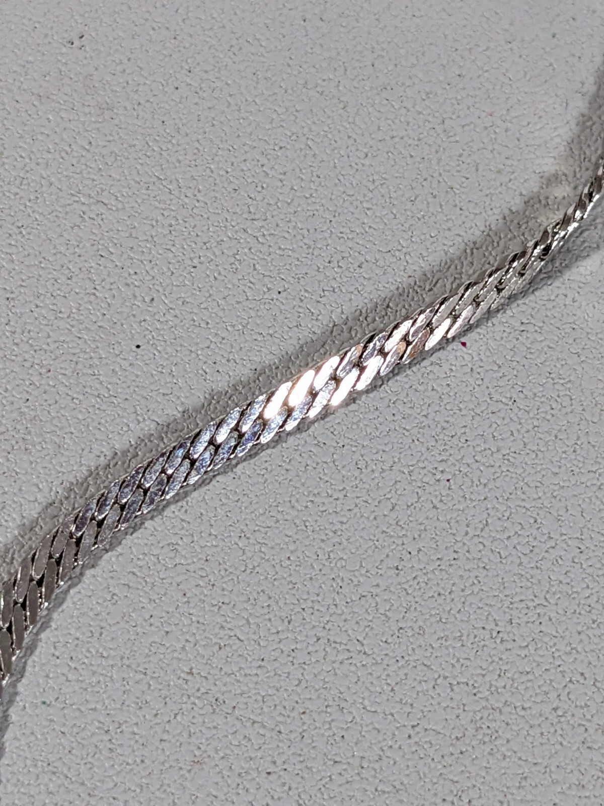 Silver Tone Classic Style Herringbone Chain 3mm Wide 23.5 in