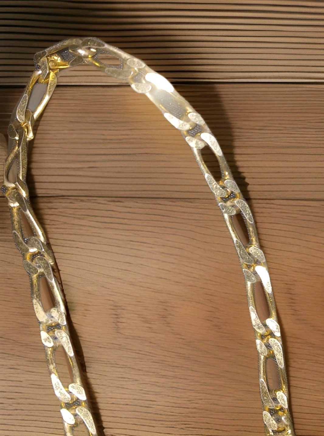 Monet Signed Gold Tone Figaro Link Chain Necklace Box Closure No Stone