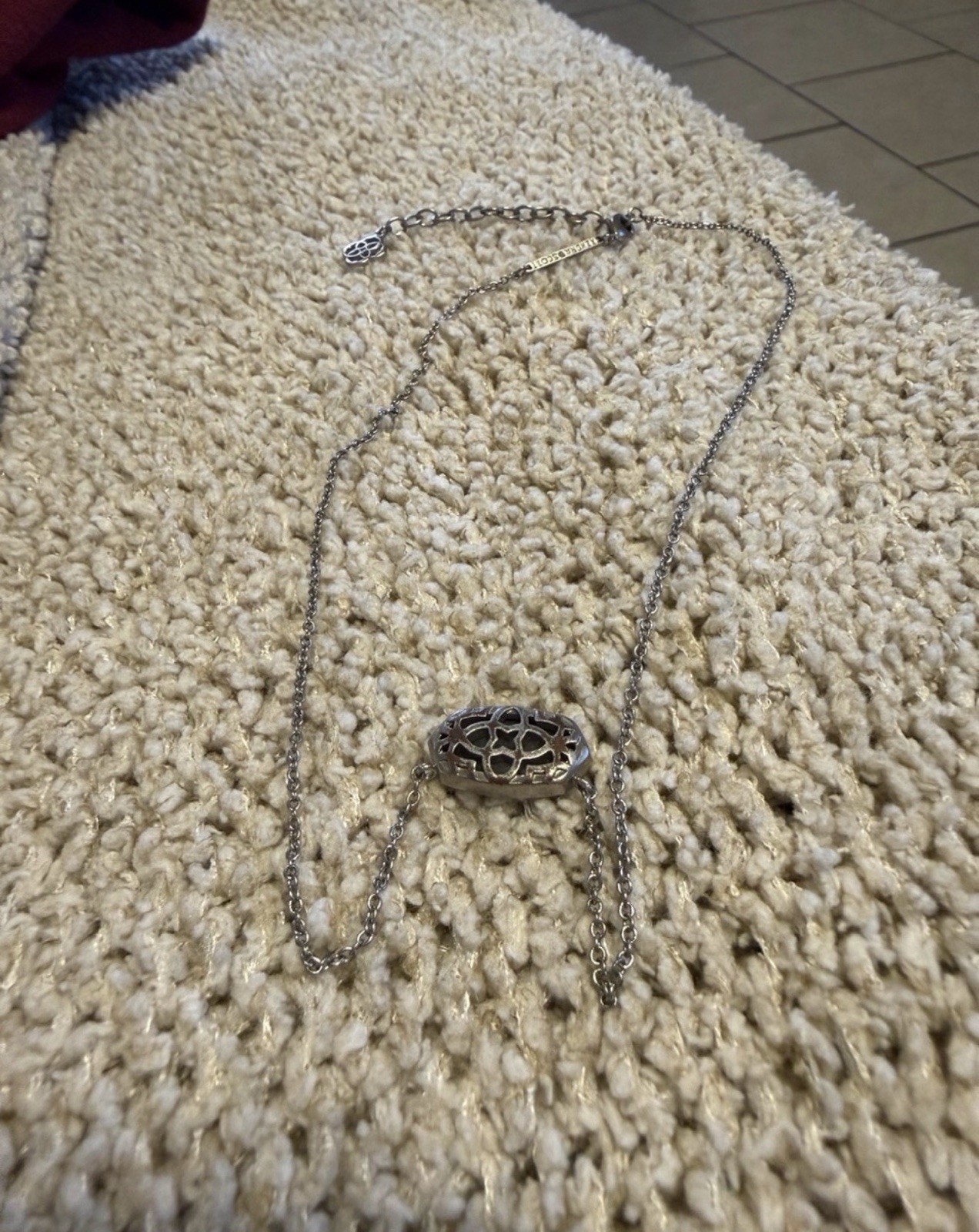 Kendra Scott Silver Plated Oval Drusy Quartz Pendant Cable Chain Necklace Signed