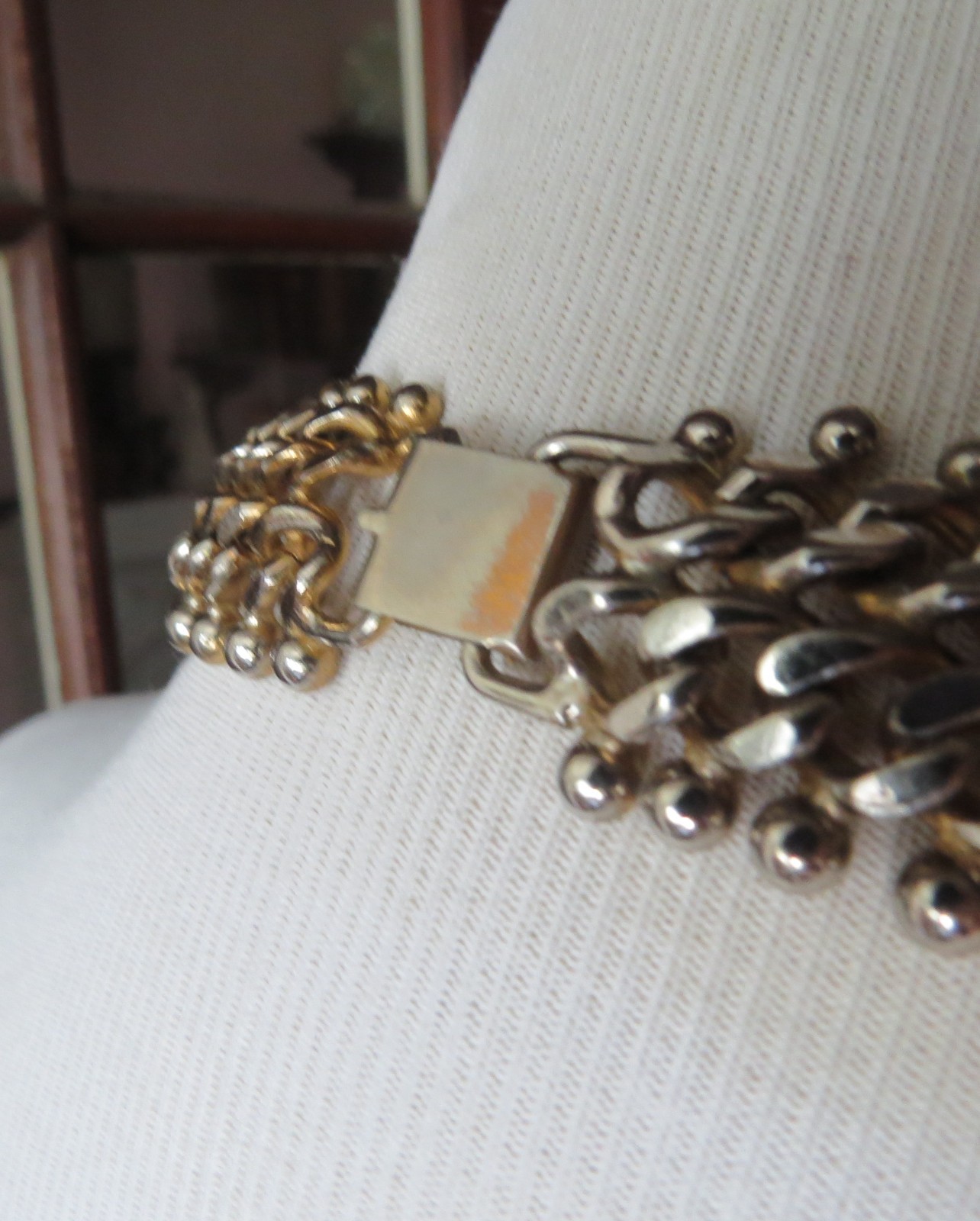 Gold Tone one side silver tone other side Curb Link Chain Necklace choker HEAVY