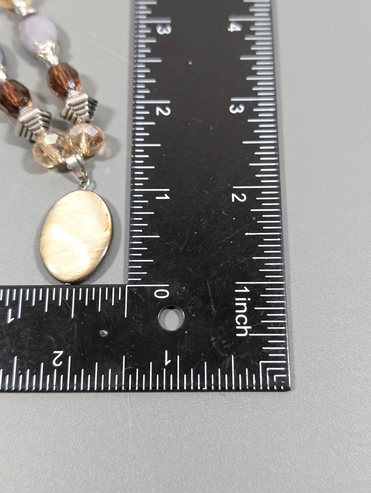 Boho Western Gray Beige Glass Bead Oval Shell Pendant Charm Necklace 21 in