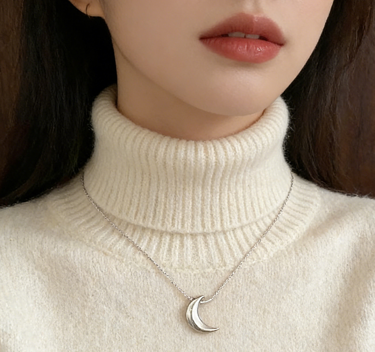 Silver Crescent Moon Pendant Necklace Minimalist Elegant Fine Chain Jewelry