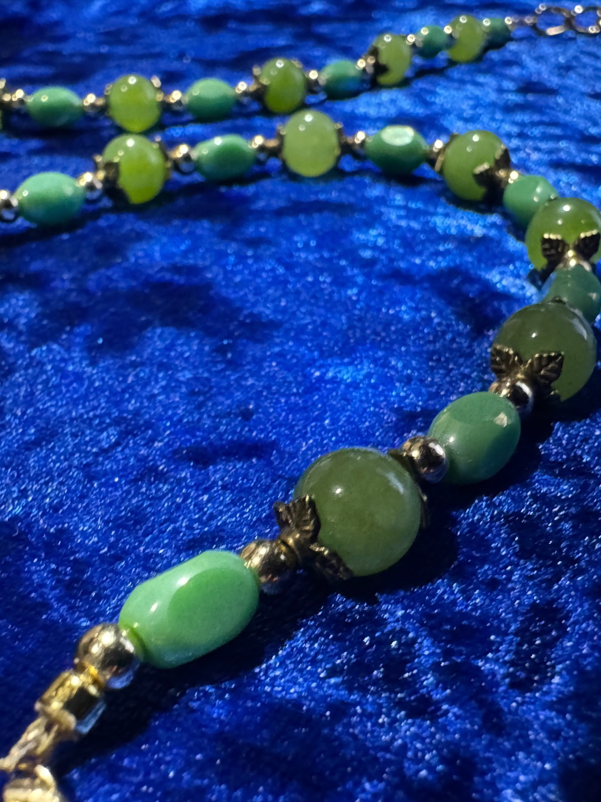 Peridot Stone & Porcelain Plated Crystal Column Beaded Gold Plated Necklace 26+