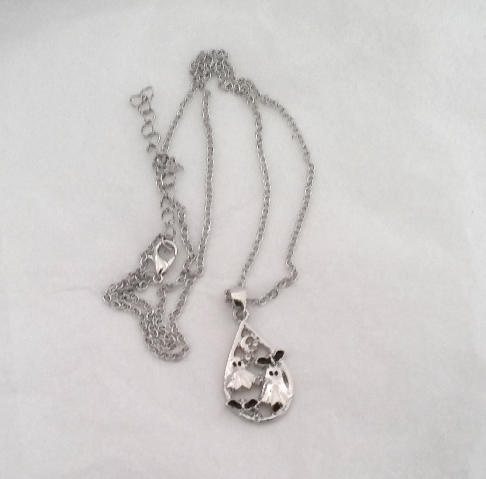 New Silvertone Ghosts Bats & Moon Pendant Necklace Adorable Precious and Fun