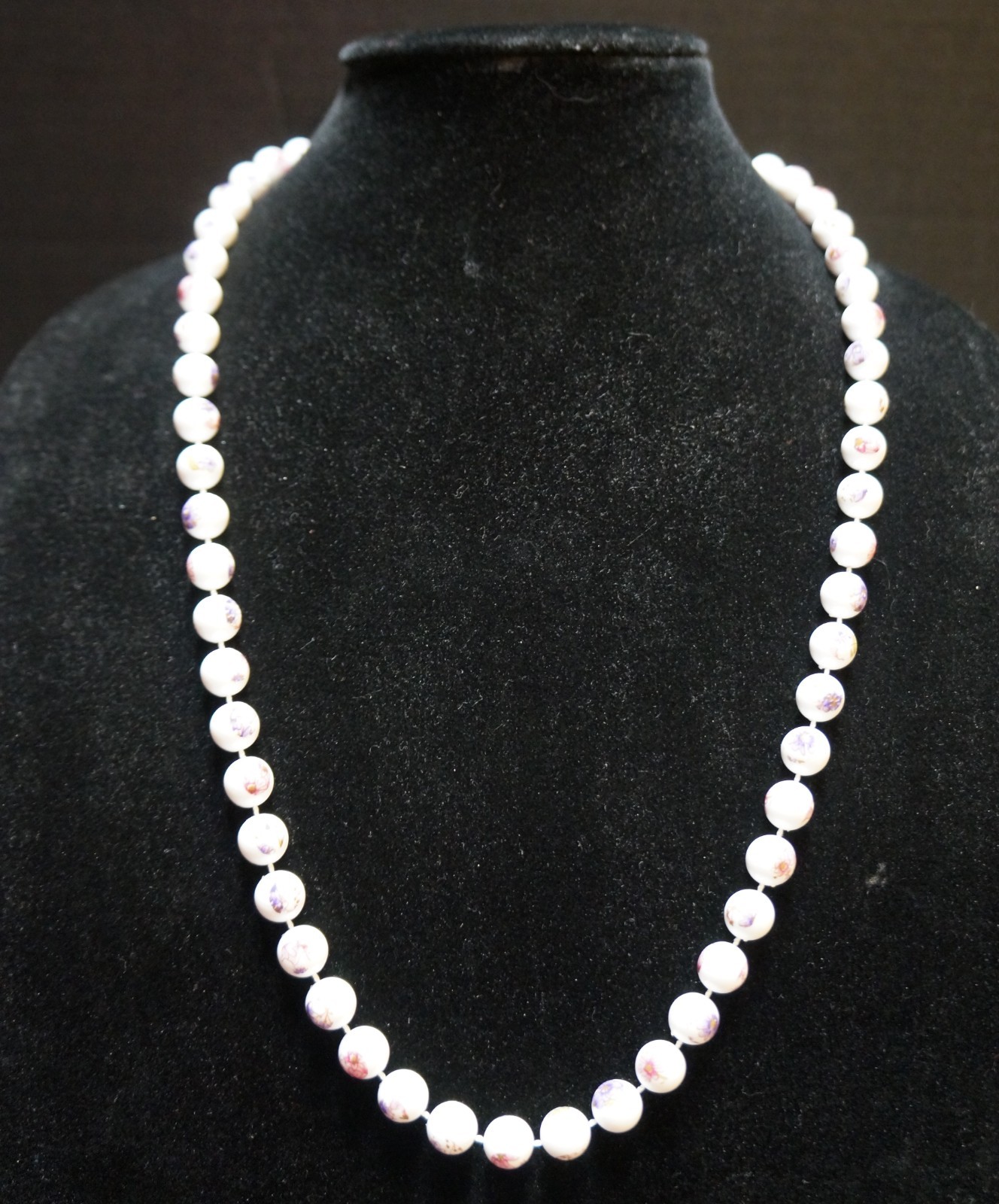 Pink Purple Flowers White Plastic Beads Necklace 26 IN