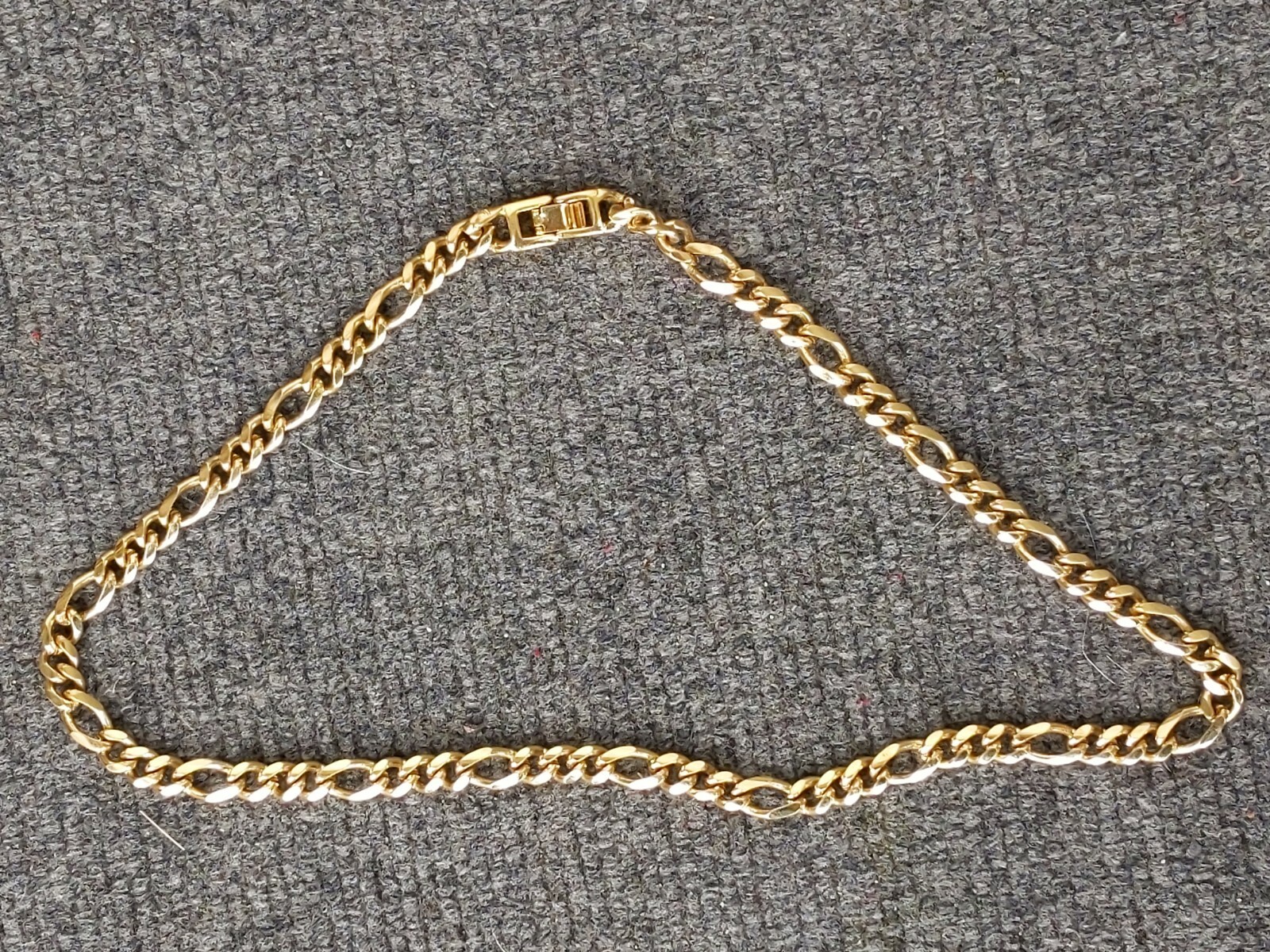 Gold tone chain necklace, 20.0 inches alternate decorative links metal chain