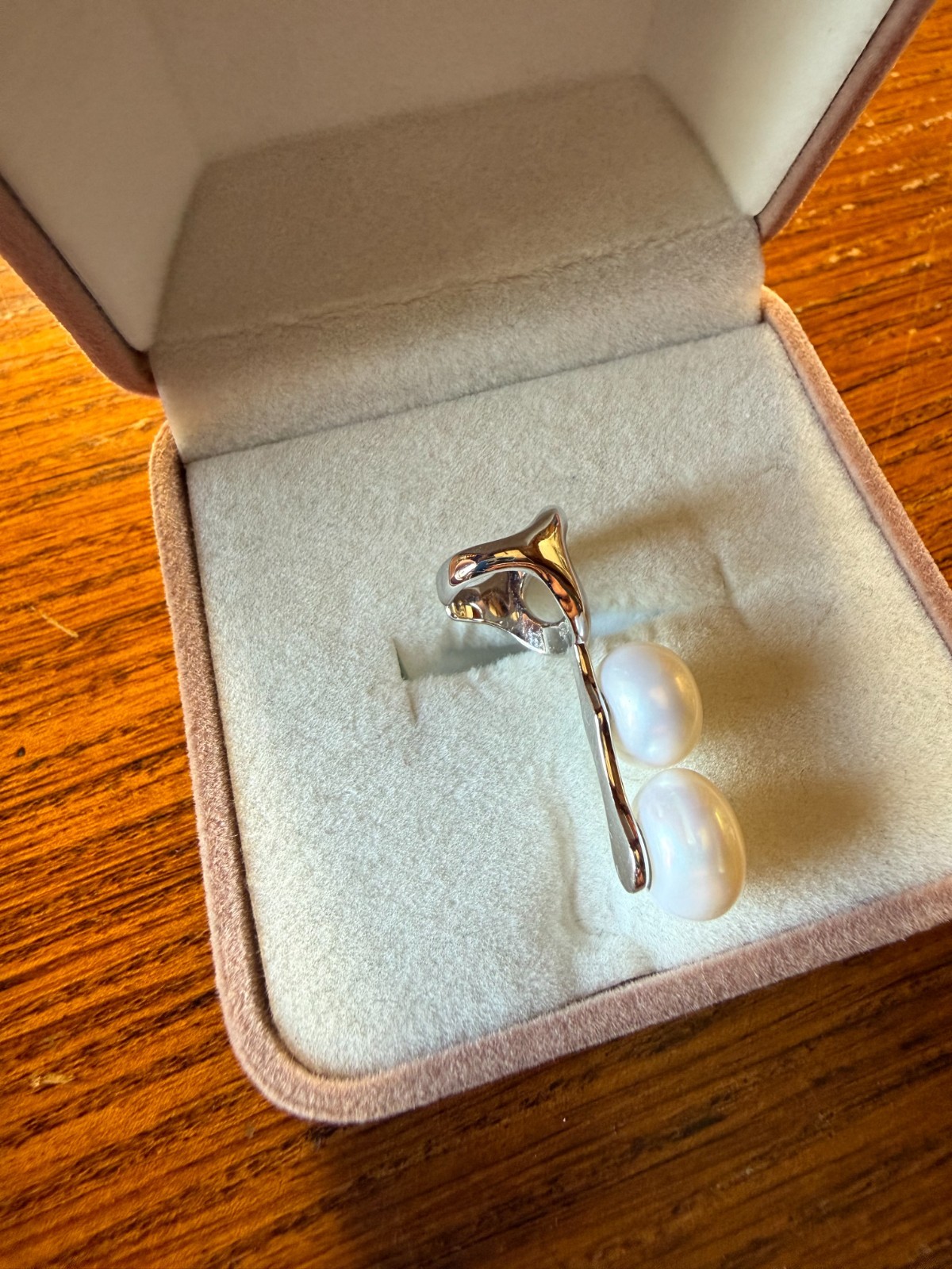 Silver Double Pearl ear cuff, designer stamped in original box – Charity DS31