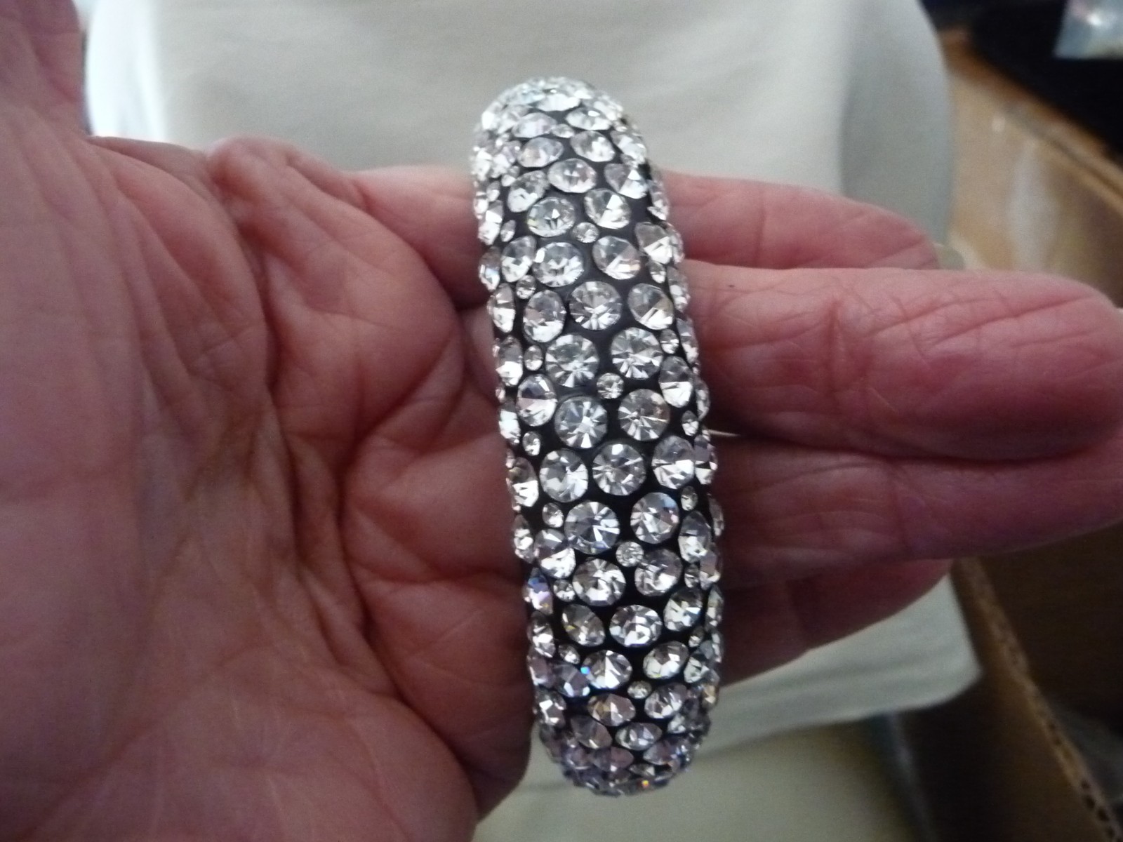 BANGLE HEAVY BLACK METAL W ROWS RHINESTONES STATEMENT 3/4”W BRACELETS #26/25