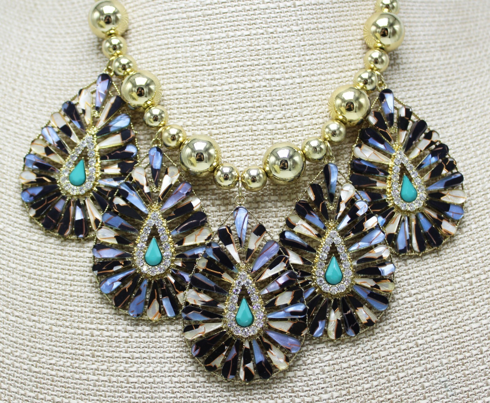 Fancy New Gold Rhinestone Crystal Statement Necklace NIP with $59 Tags #N2646