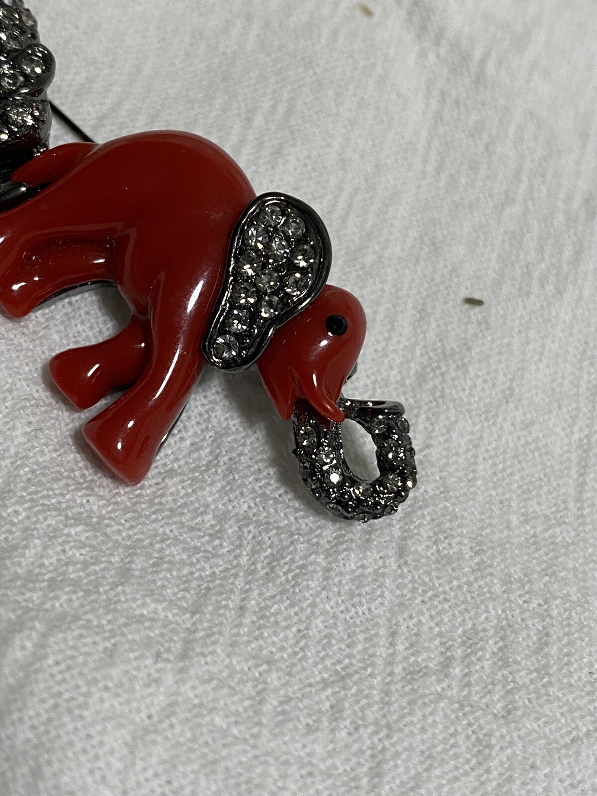 MARION GODART Paris Broche Éléphant Brooch Rouge Small Red Resin Rhinestone VTG