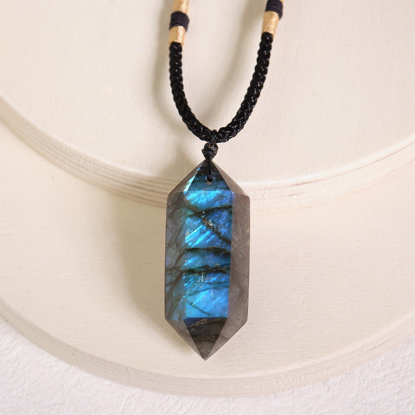 Natural Labradorite Crystal Point Pendant Necklace Healing Women Men Amulet Gift
