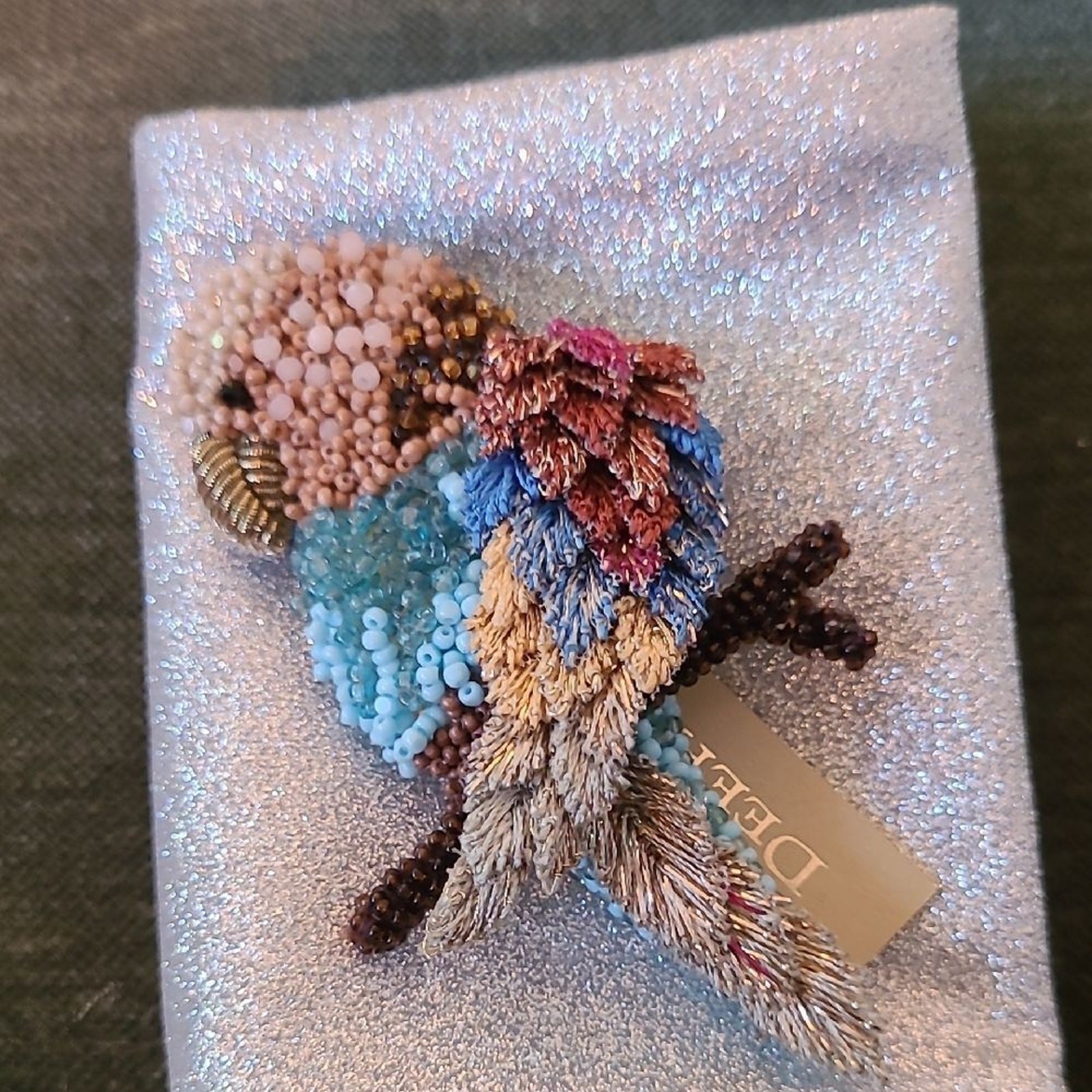 NWT Deepa Gurnani Macaw Tropical Brooch Jewelry Pouch Included