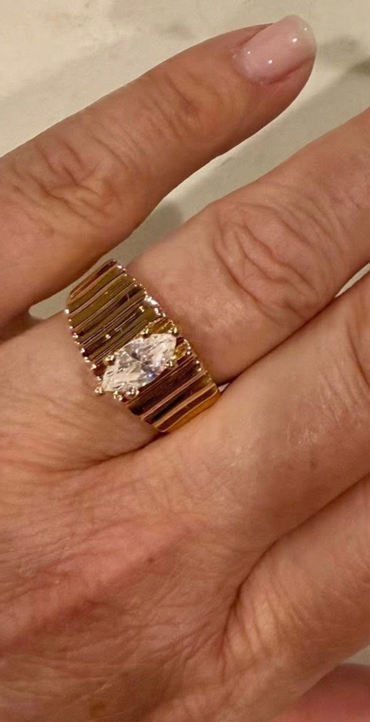 PARKLANE VINTAGE JEWELRY RING CUBIC ZERCONIA, SZ 8 MARQUISE, NEW ORIGINAL BOX