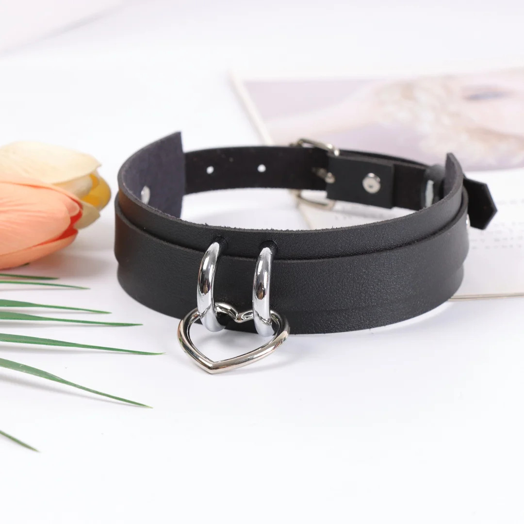 Punk Spike Metal Collar Girls Leather Choker Necklace for Women Gothic Belt