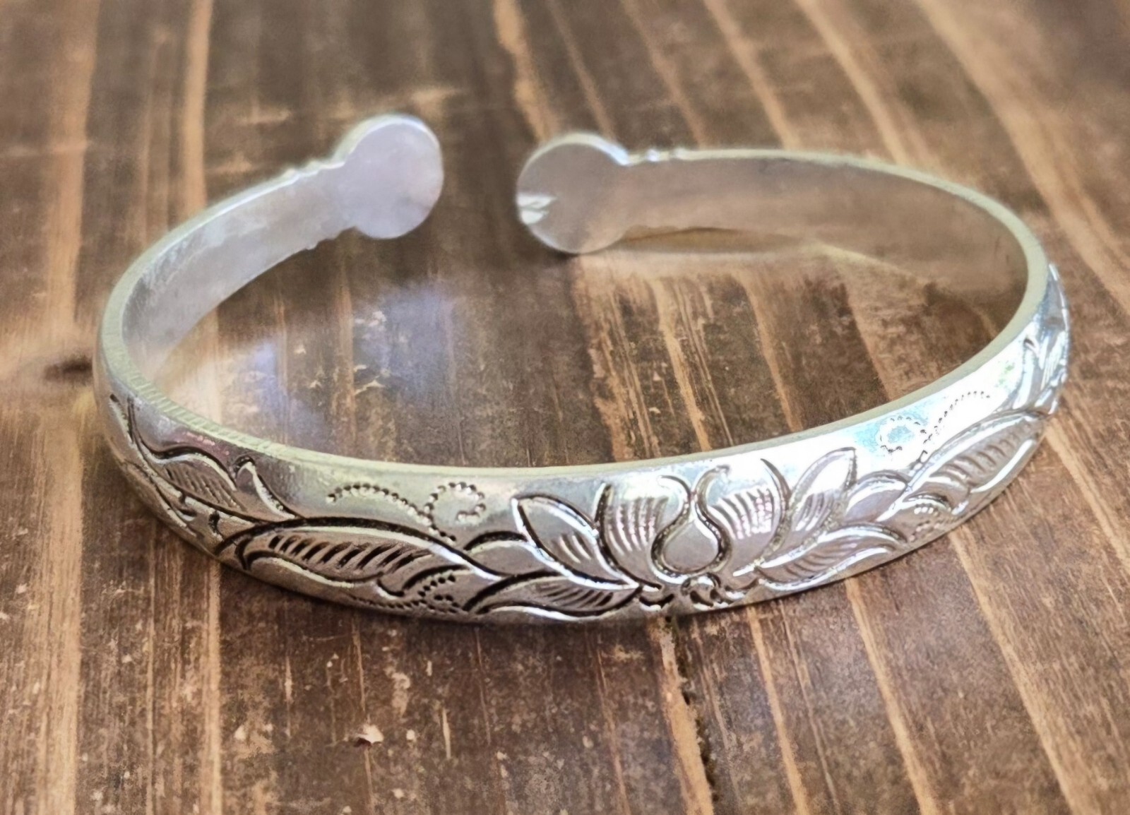 Woman Tibetan Bangle Bracelet Silver Tone Totem Carved Stackable bulk 10 pc