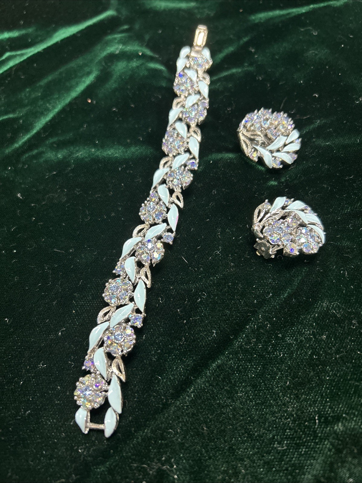 Lisner Demi Parure Set White Enamel Leaf AB Rhinestone Bracelet Earrings
