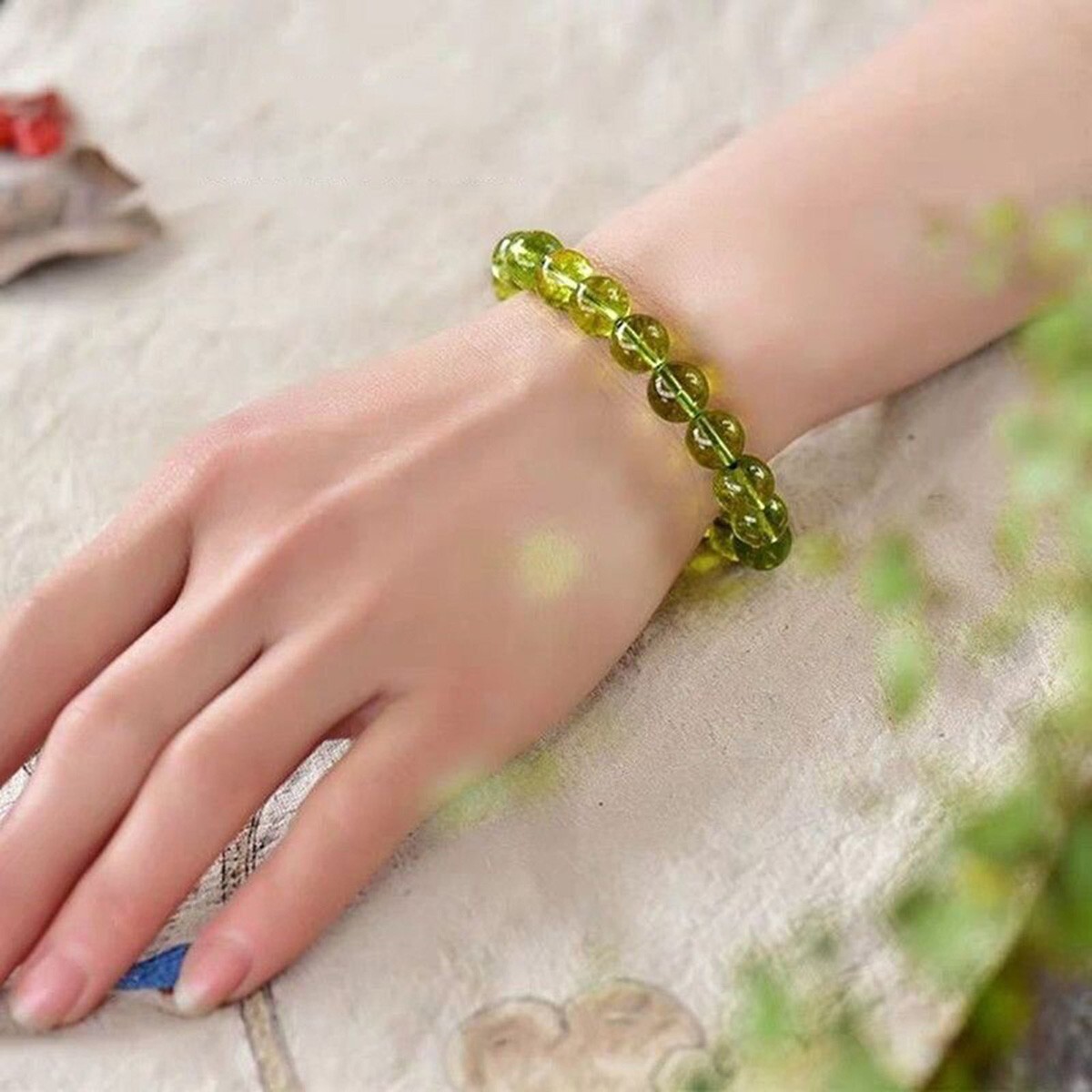 Handmade Natural Peridot Elastic Stretch Bracelet – 8mm Round Gemstone Bead