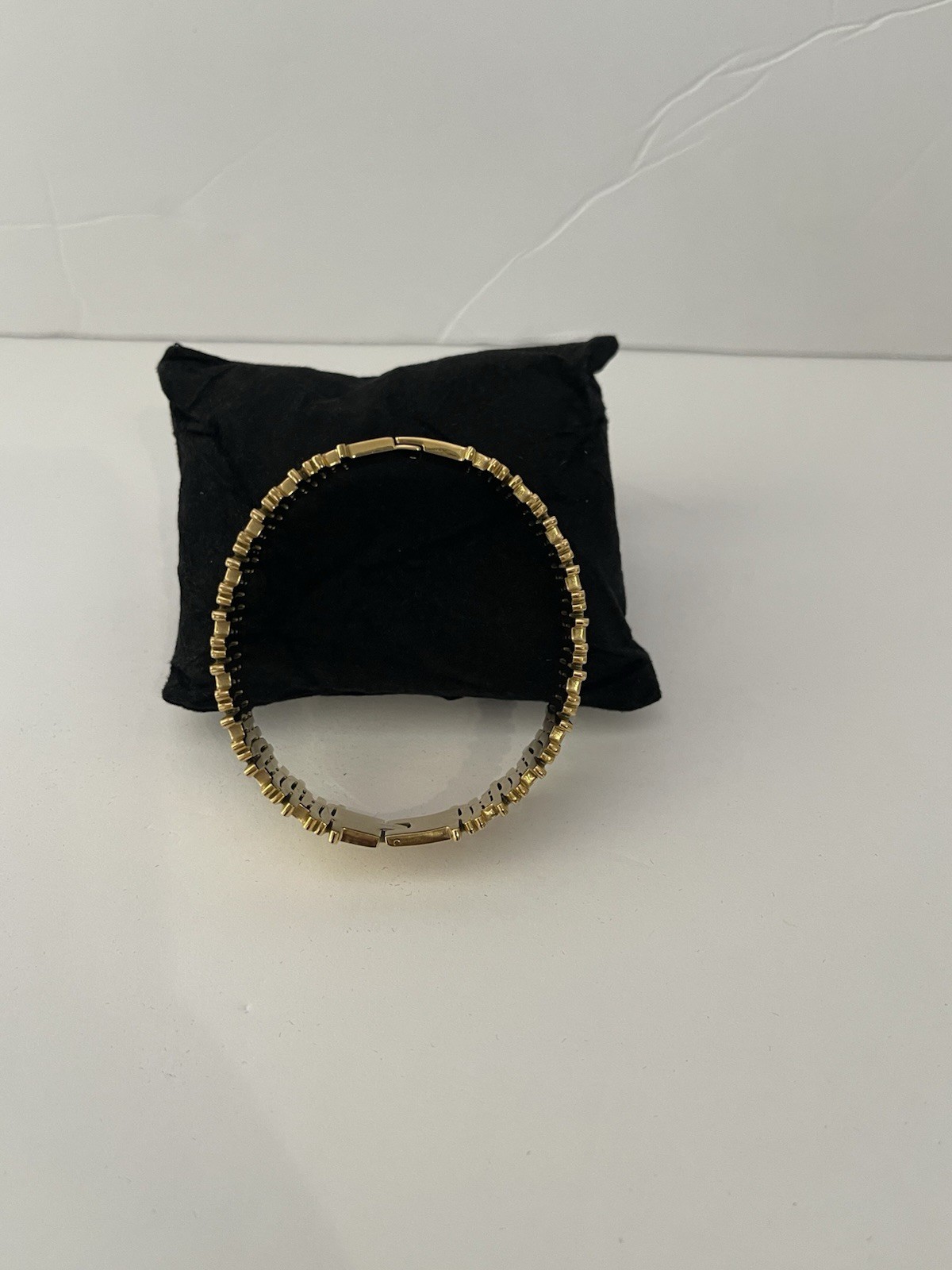Bold Gold Tone Stainless Steel Geometric Wristlet Bracelet Large 10”