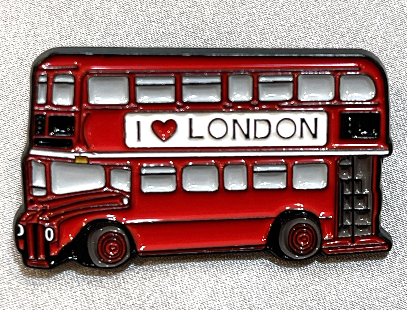 NWOT Red Enamel Double Decker Bus I HEART LONDON Lapel Pin Travel Souvenir