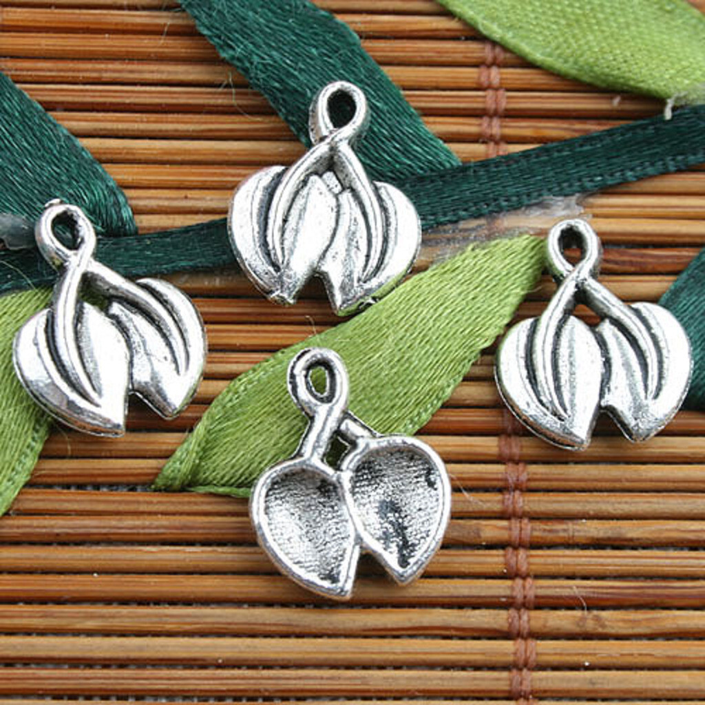 Alloy metal Tibetan Silver color leaves charms 40pcs EF0115