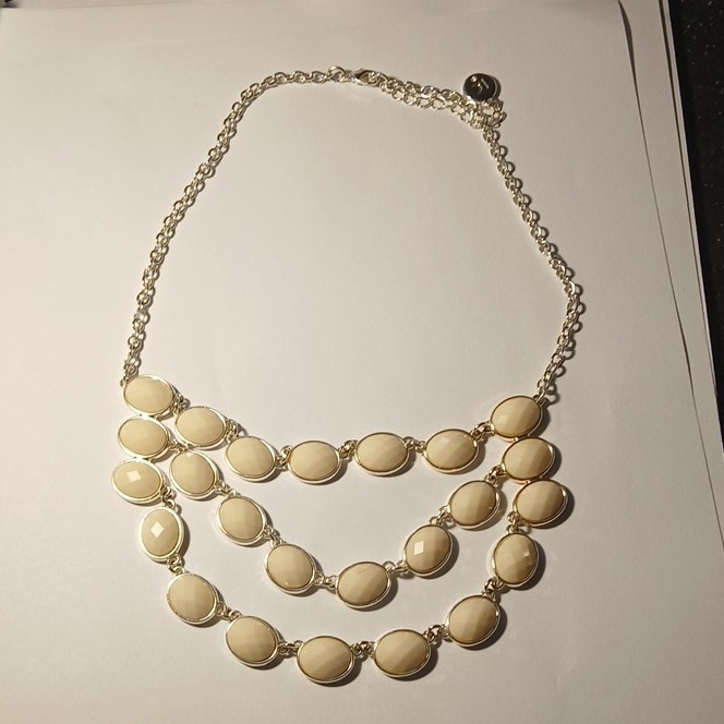Liz Claiborne statement bib necklace with ivory silver oval accents, 19-24 in