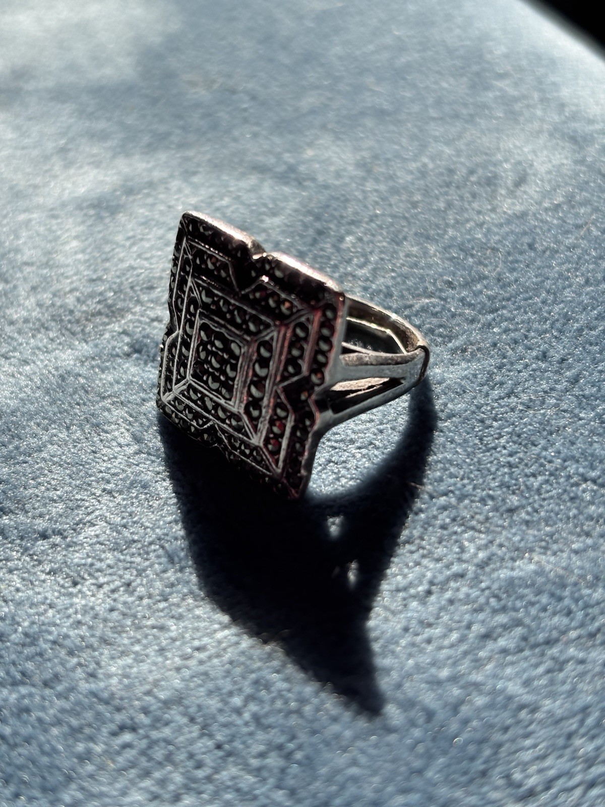 Marcasite Silver Tone Ring Size 5 3/4