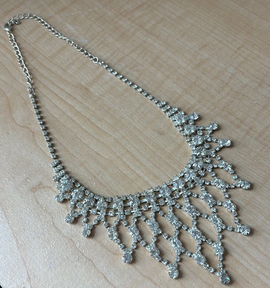 Tiara style crystal necklace / silver tone/ clear rhinestones- None Missing
