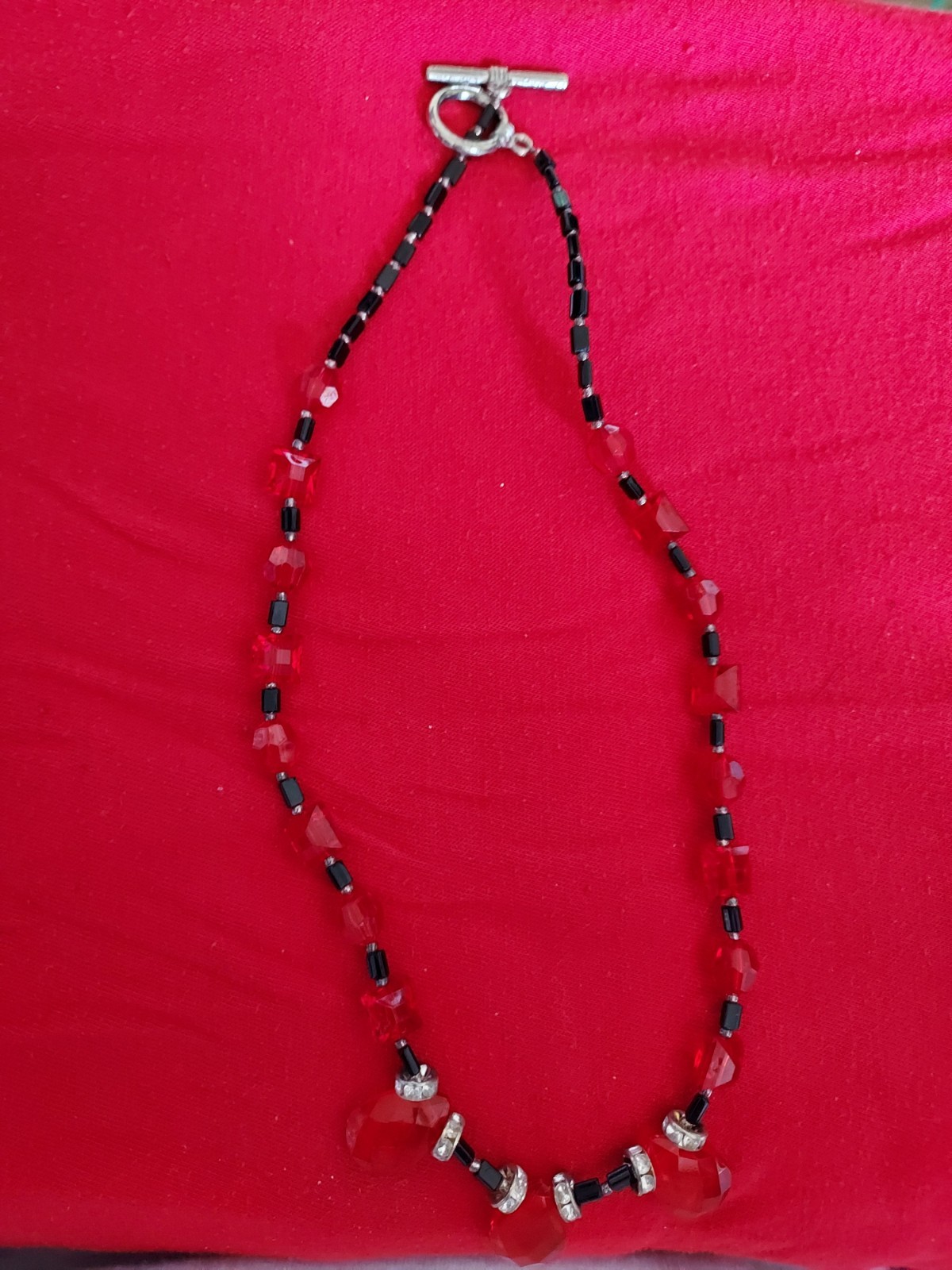 Costume Jewelry, Red W/Black Beads, 18 1/2″L, (Item 64)