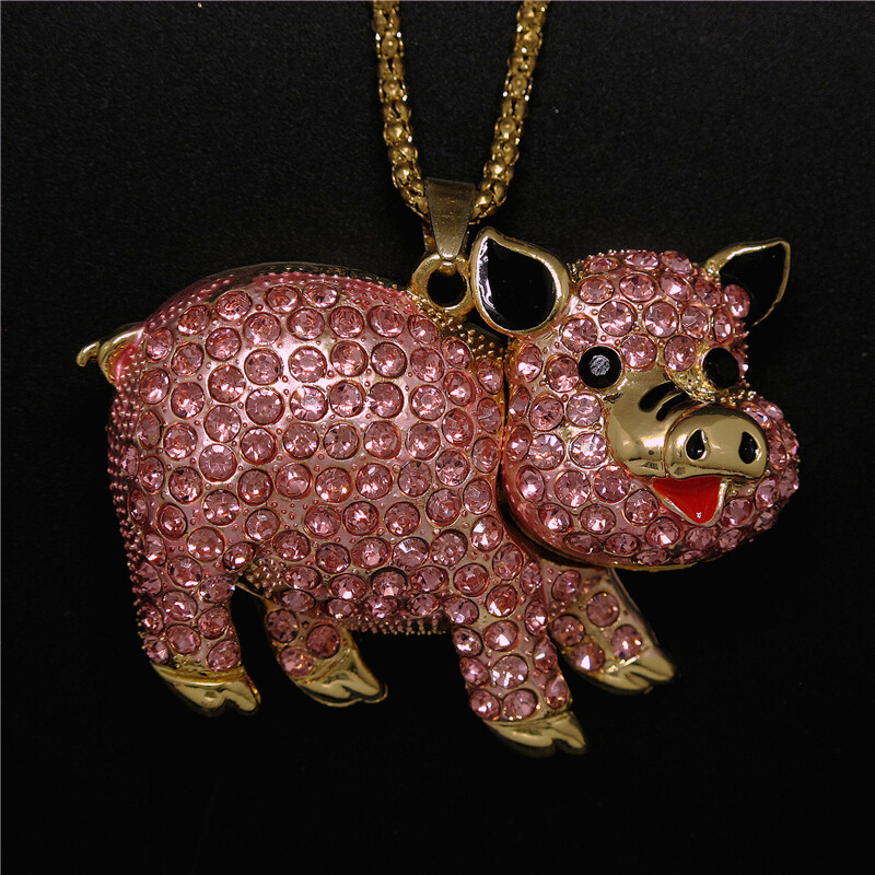 New Holiday gifts Pink Cute Pig Animal Crystal Pendant Necklace Sweater Women