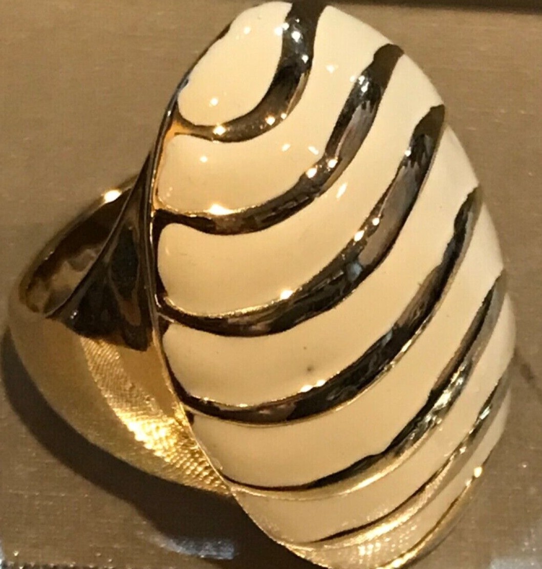 White and Gold Enamel Dome Ring Gold Tone Fashion Jewelry