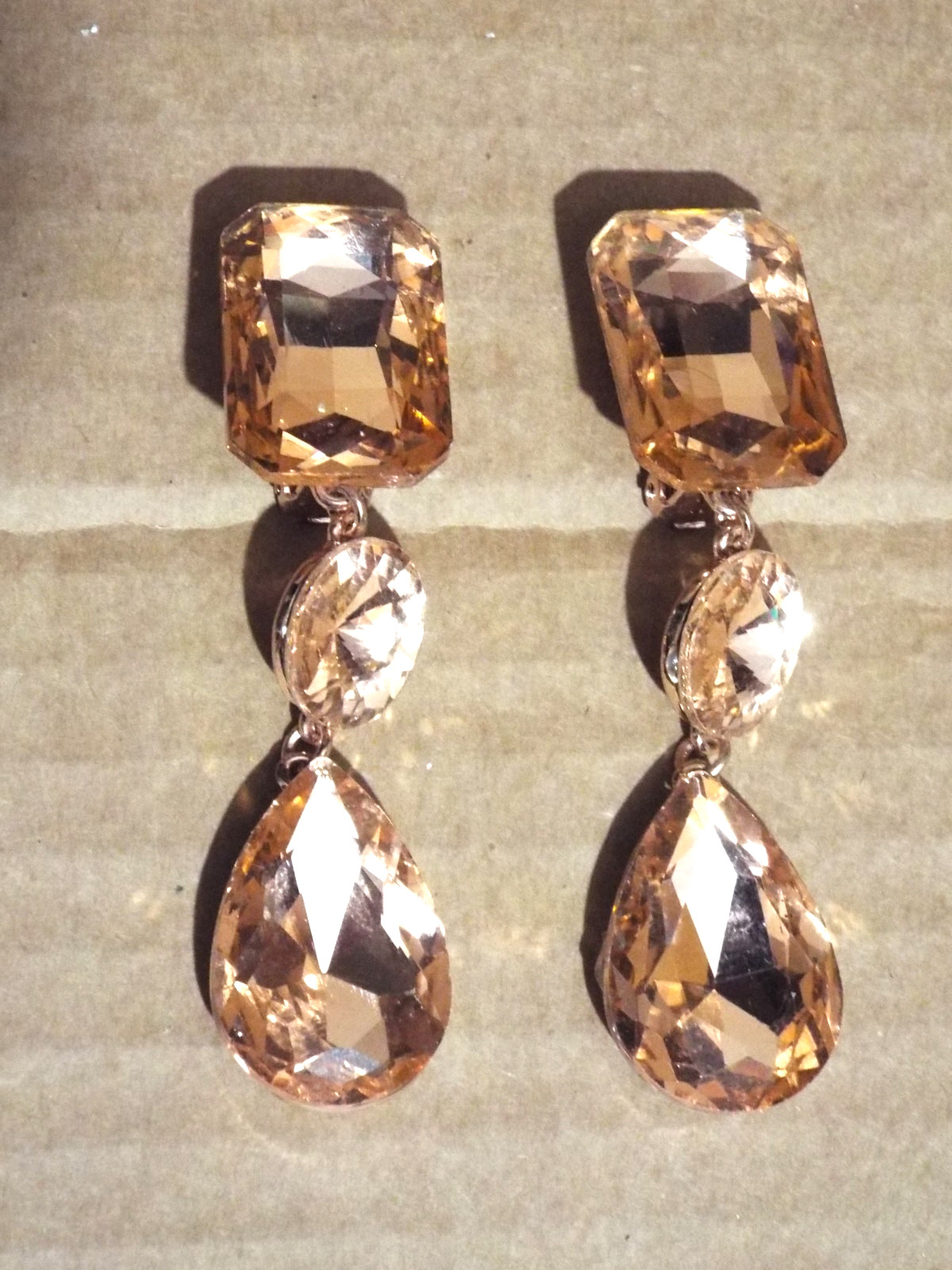 1 Pair Amber Crystal Style Clip on Dangle Earrings Length 7.5 cm New Unworn