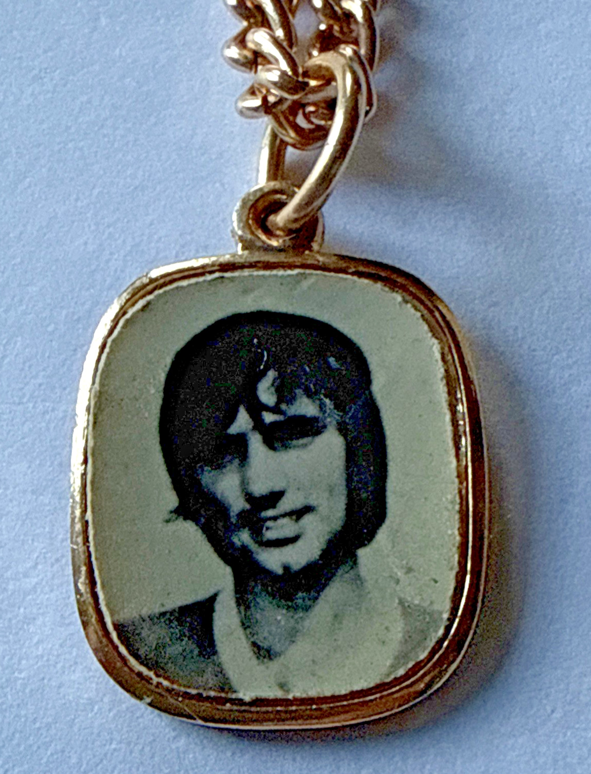 1970’s George Best, Manchester United – Original Gold Tone Bracelet & Pendant