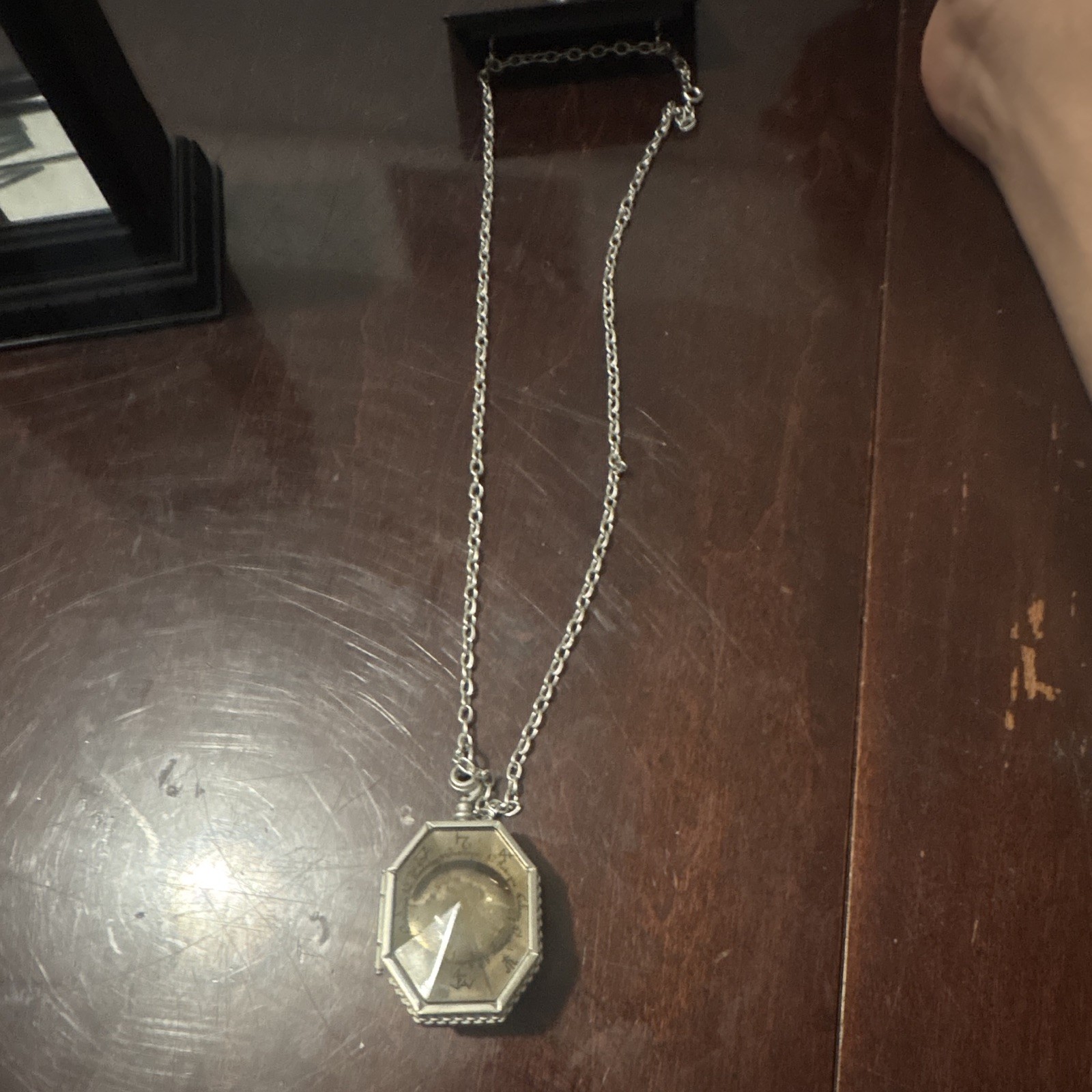 Octagon Photo Locket Pendant Necklace Silver Plated Cable Chain Lobster