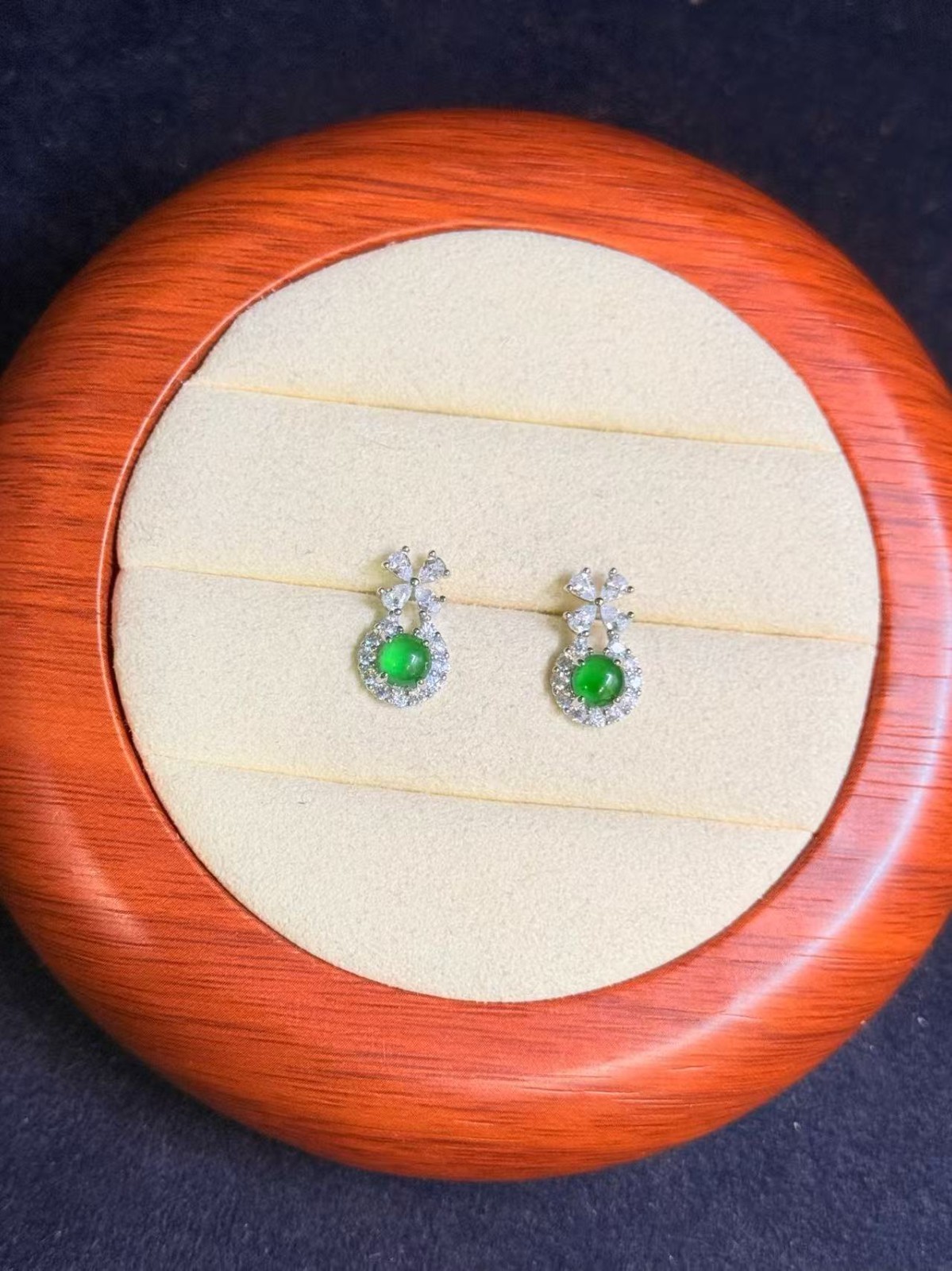 Nice Natural grade A jadeite stud earring
