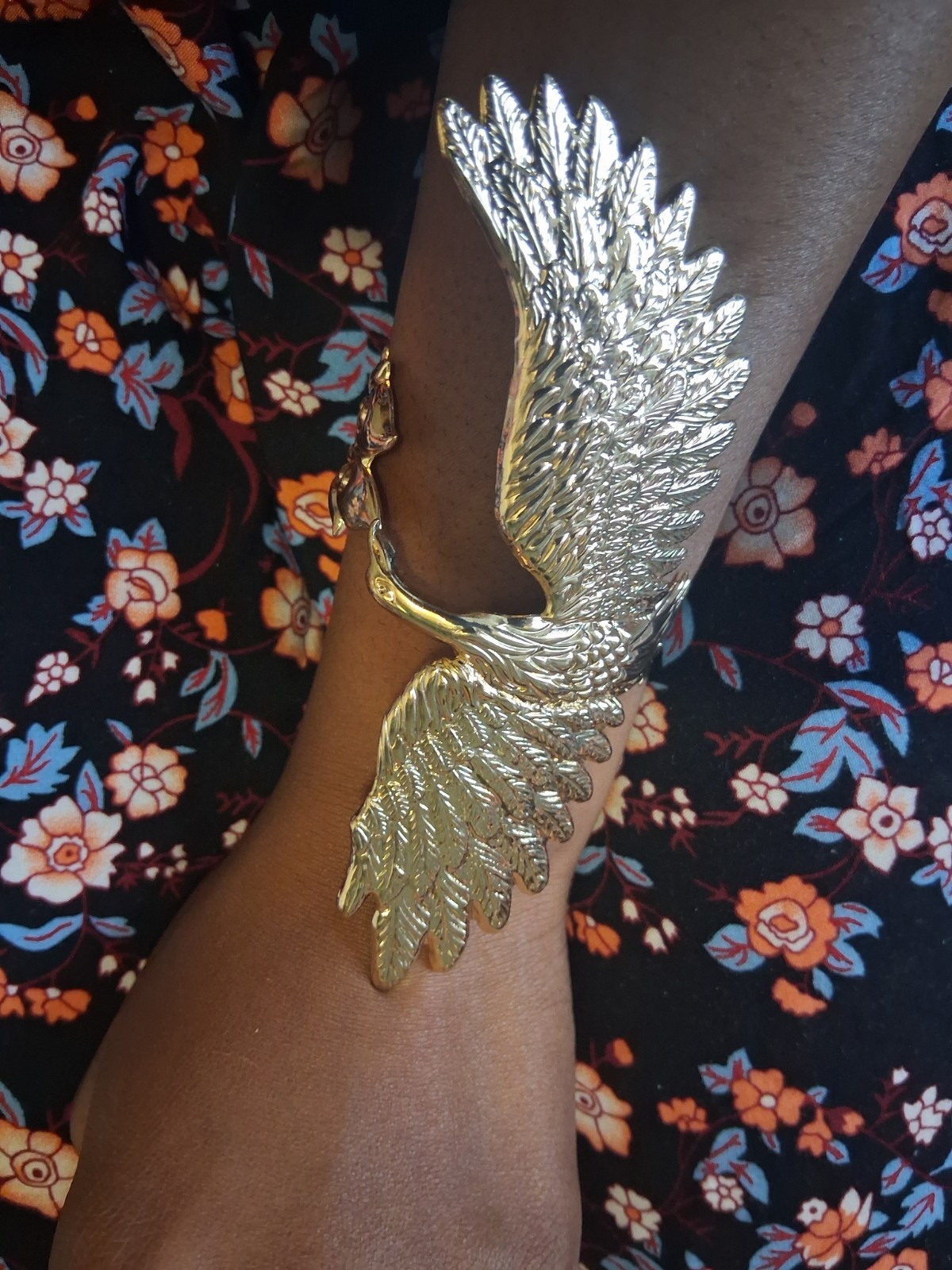Gold Tone Wing Cuff Bracelet Metal Bird Theme No Stone Gold Color