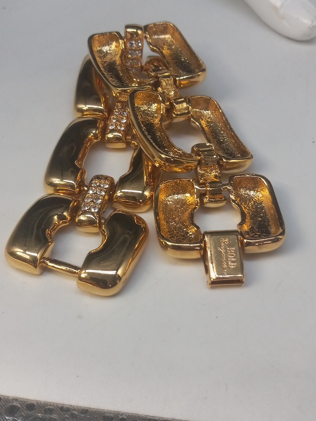 Rare BOLD ELEGANCE Gold Plated Crystals Wide Open Square Chain Link Bracelet