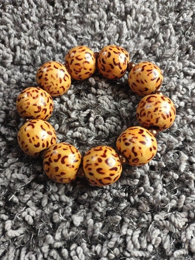 Wooden Animal Print Bulky Beaded Stretch Bracelet Fashion Costume All Occasion