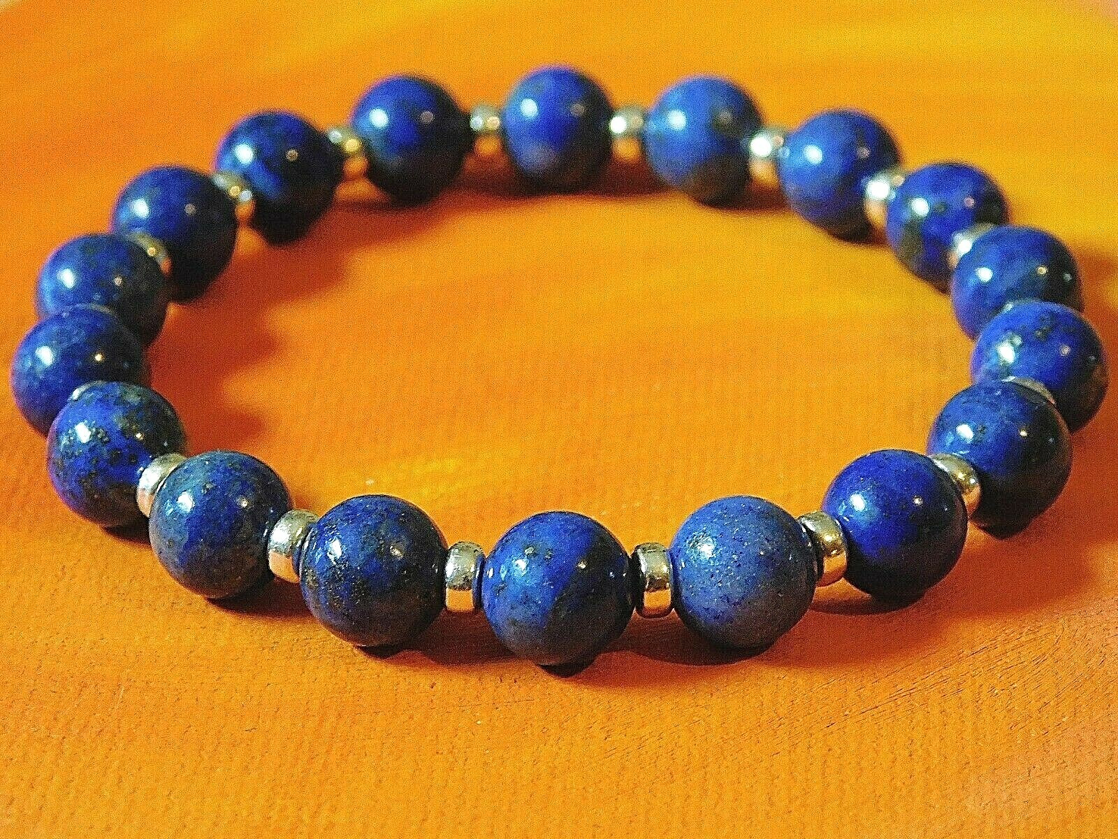 Mens / Ladies 8mm Handmade Gemstone & Silver Beaded Bracelet – Lapis Lazuli.