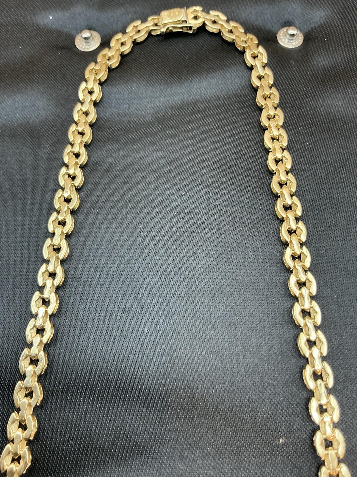 14k Gold Tone Curb Chain Necklace, Round & Baguette Diamonds In Ribbon Style