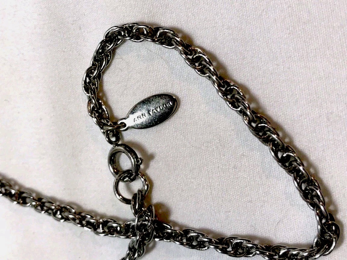 Ann Taylor necklace, 35 in length, clear rhinestones