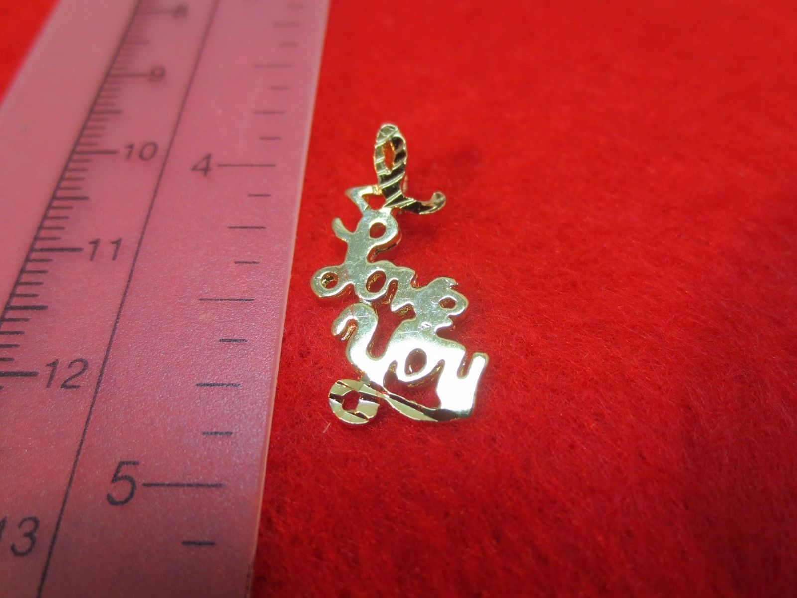 14 KT GOLD EP I LOVE YOU WORD CHARM PENDANT ALMOST 7/8 THS INCH -2126