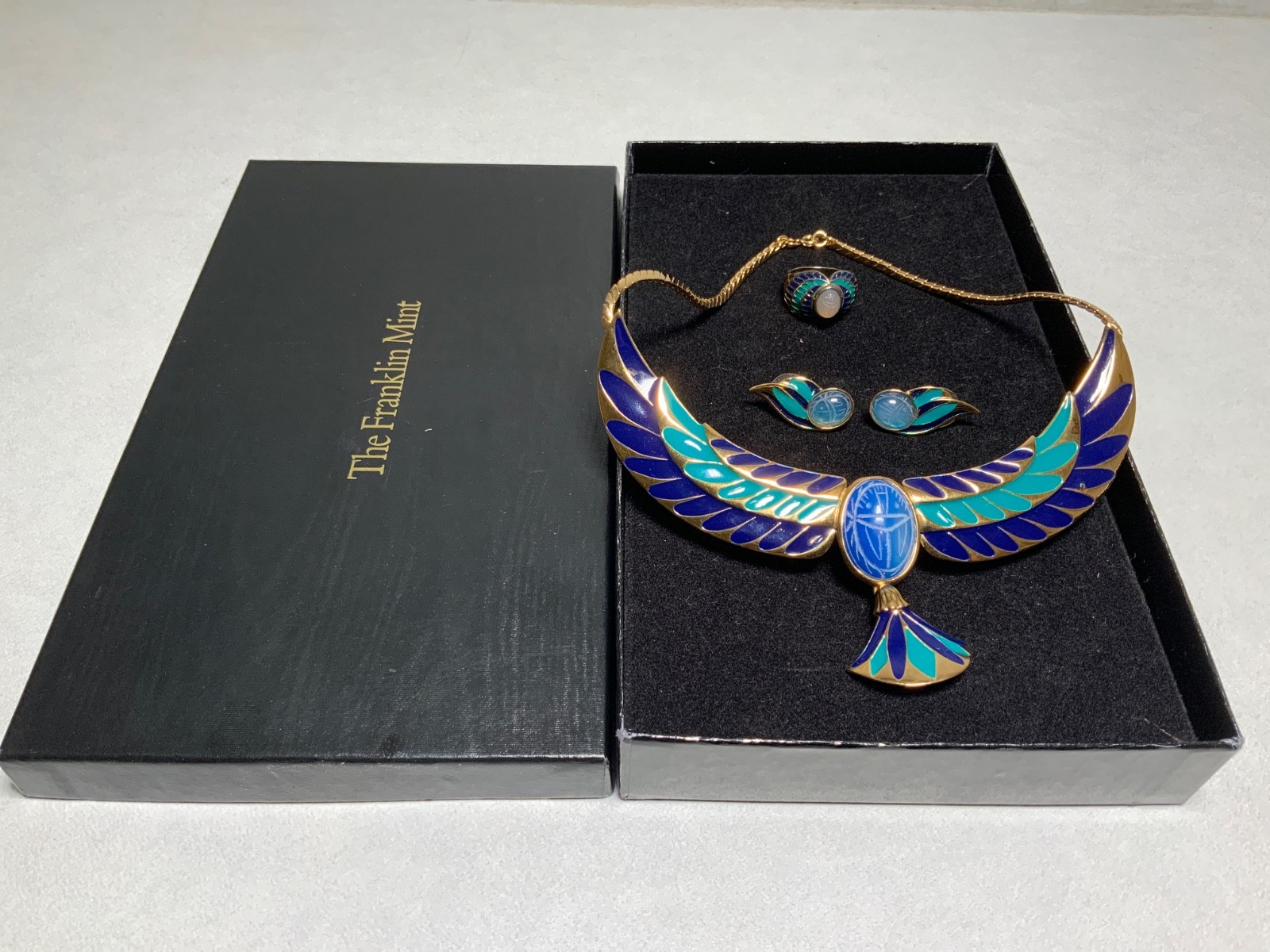 Vtg FRANKLIN MINT Jewel of the Nile Enamel Scarab Necklace Earrings & Ring Set