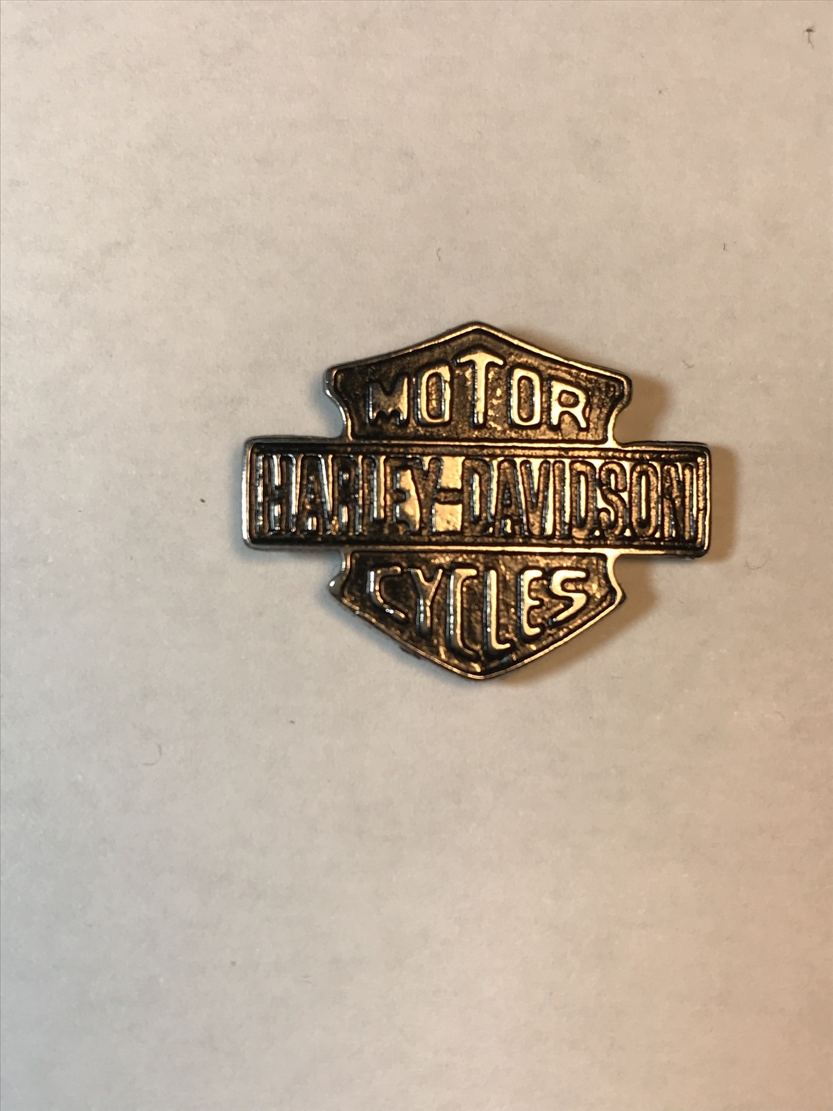 PIN MOTORCYCLES HARLEY DAVIDSON LOGO GOLD