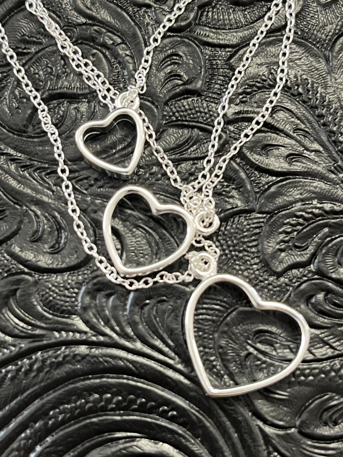 Beautiful 925 Silver Plated Triple Heart Chain Necklace Great Gift Idea (style8)