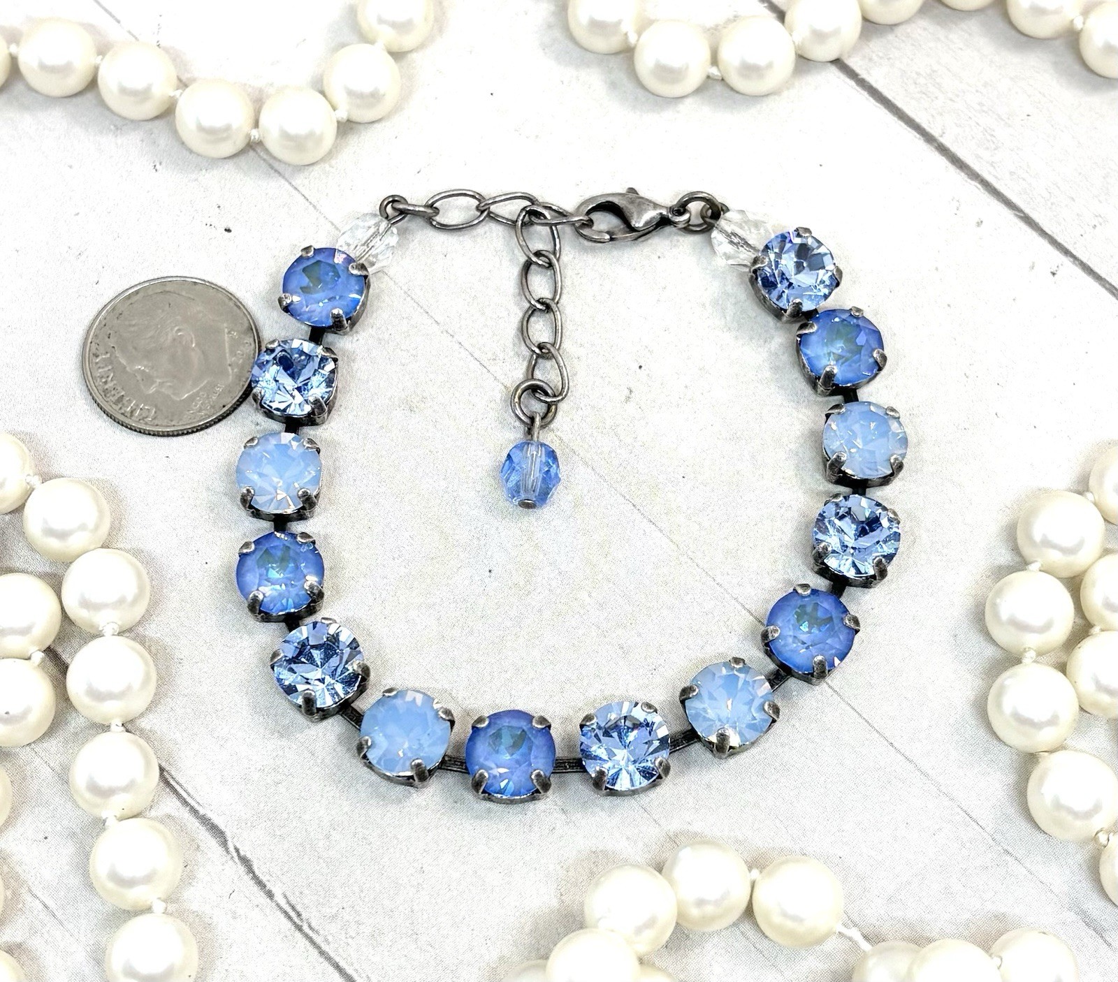 Antique Silver Plated Ocean Blue Delite Crystal Tennis Cup Chain Bracelet