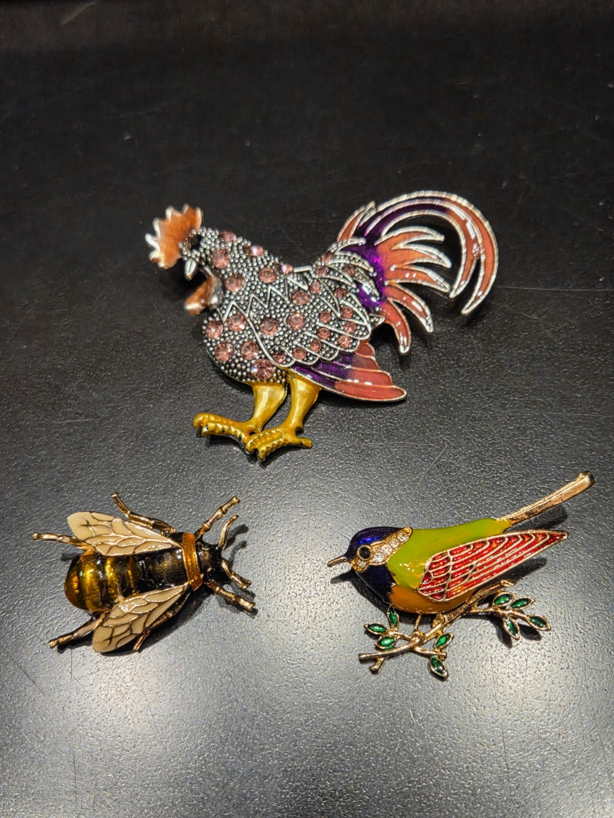 Rhinestone Rooster Bird Bee Animal Bug Brooch Pin Jewelry Lot CA USA 293-60