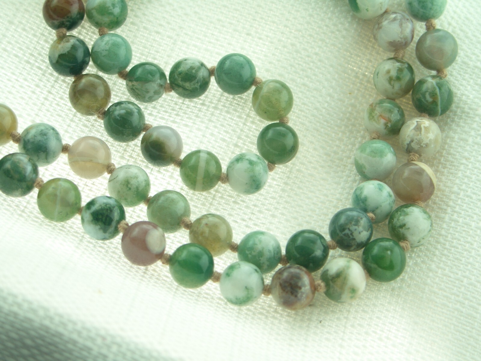 Vintage 8.5mm moss agate natural ball bead necklace strand overhead 30″ EX