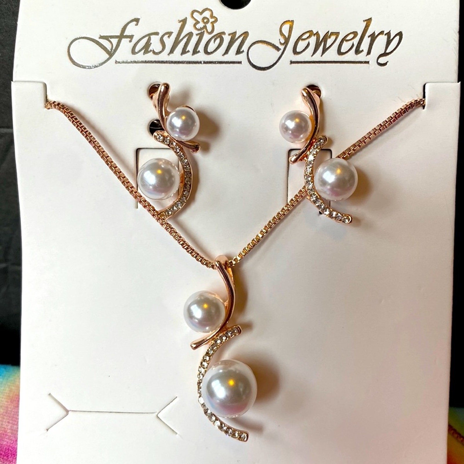 New Fashion Jewelry Necklace and Earrings set all occasion wear Gift idea